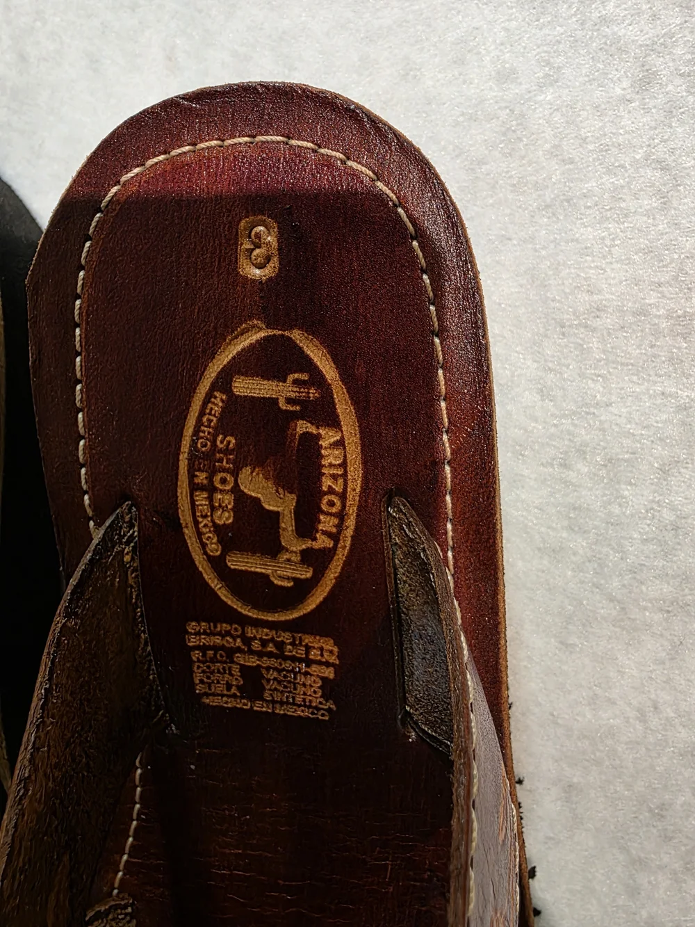 Women's Leather Sandals - Picture 5 of 6